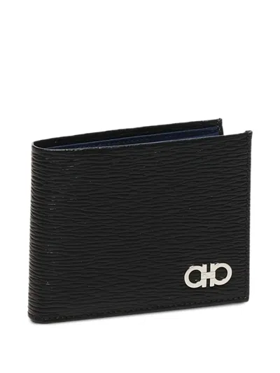 Ferragamo Logo-plaque Textured-leather Wallet In Black