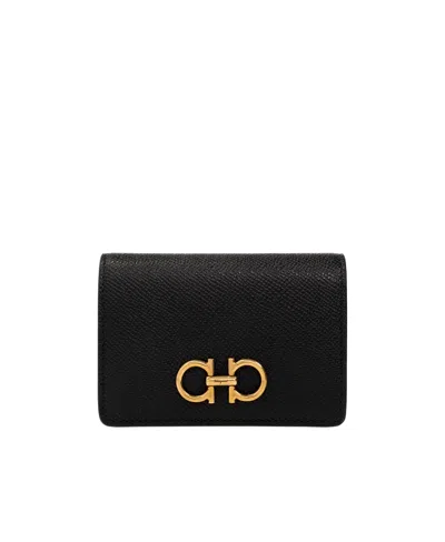 Ferragamo Logo-plaque Wallet In Black