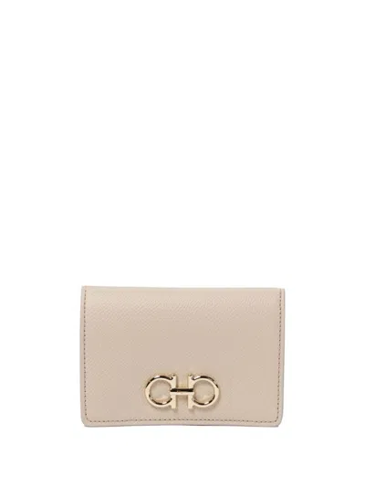 Ferragamo Logo-plaque Wallet In Grey