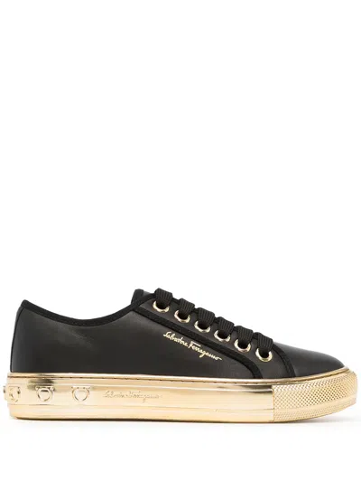Ferragamo Logo-print Lace-up Sneakers In Schwarz
