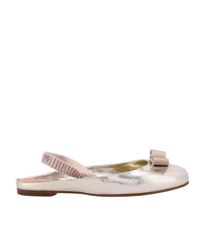 Ferragamo Logo Shoes With Low Heels In Pink