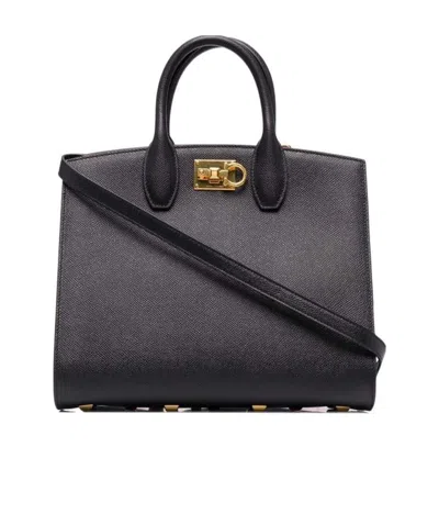 FERRAGAMO LOGO SHOULDER BAG
