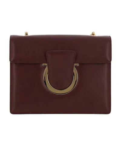 Ferragamo Logo Shoulder Bag In Red