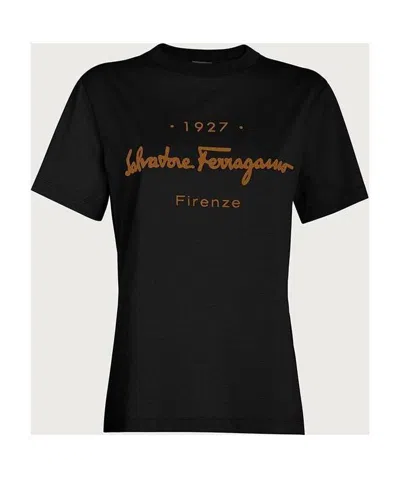 Ferragamo Logo T-shirt In Black