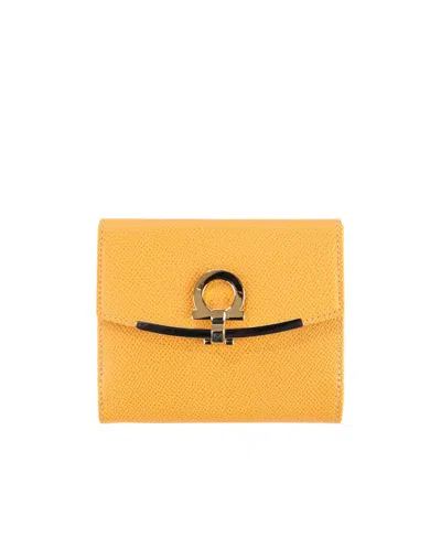 Ferragamo Logo Wallet In Black