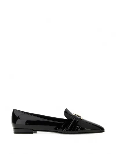 Ferragamo Lumie Patent Leather Loafers In Black