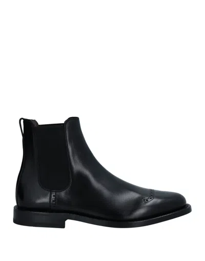 Ferragamo Ankle Boots In Black