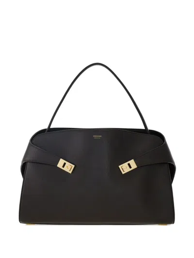 Ferragamo Medium Hug Calfskin Shoulder Bag In Black