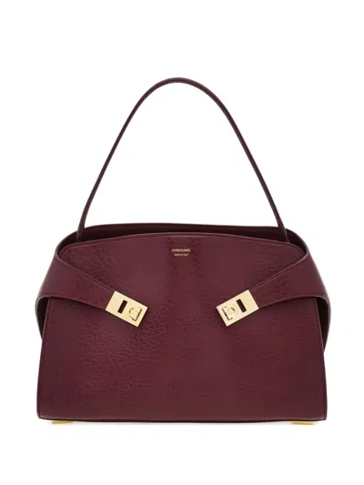 Ferragamo Medium Hug Leather Shoulder Bag In Red