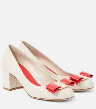 Ferragamo Melena Leather Pumps In Cream