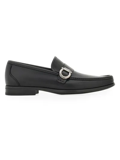 Ferragamo Gancini Ornament Caspian Leather Loafers In Black
