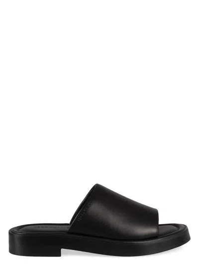 FERRAGAMO MEN'S LEATHER SLIDES