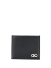 Ferragamo Men Two-tone Bi-fold Leather Wallet In Black