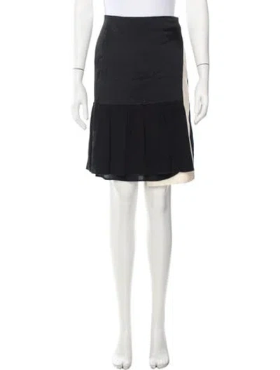 Pre-owned Ferragamo Mini Skirt In Black