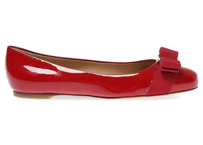 Pre-owned Ferragamo Mini Varina Ballerinas (kids) Sneakers In Red