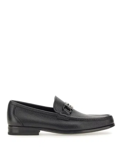 Ferragamo Gandioso Pebbled Moccasin With Gancini Ornament In Black Leather