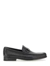 Ferragamo Grandioso Grained Leather Loafers In Black
