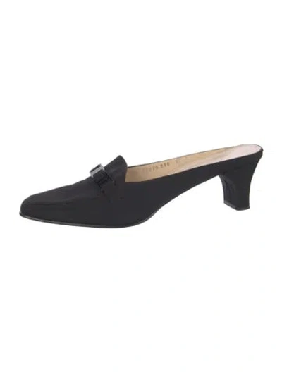 Pre-owned Ferragamo Mules In Blue