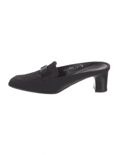 Pre-owned Ferragamo Mules In Multi