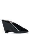 Ferragamo Alicia 95 Leather Wedge Mules In Black