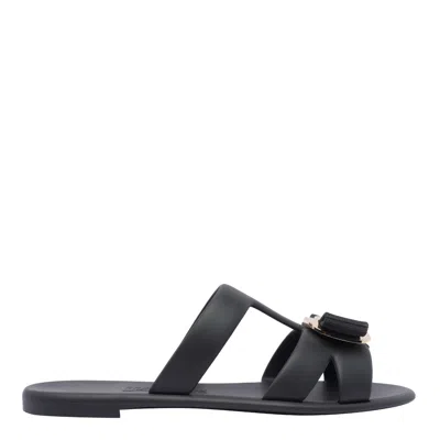 FERRAGAMO NEW VARA PLATE SLIDES