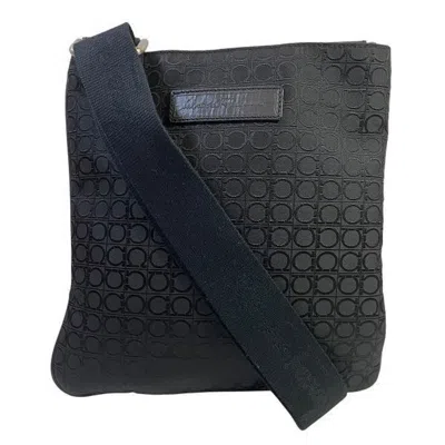 Pre-owned Ferragamo Nylon Leather Shoulder Bag ()