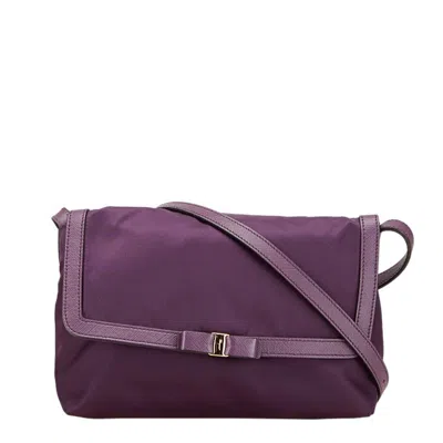 Pre-owned Ferragamo Nylon Leather Shoulder Bag () In Purple