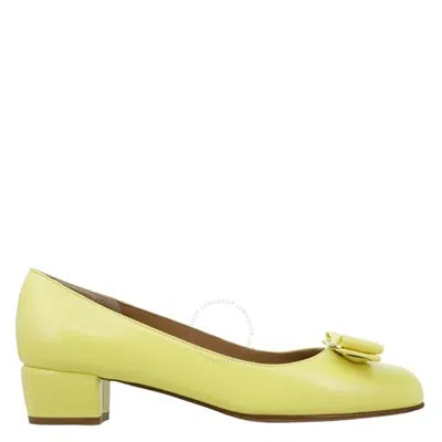 Ferragamo Open Box - Salvatore  Ladies Vara Bow Pump Shoe In Giallolino In Green