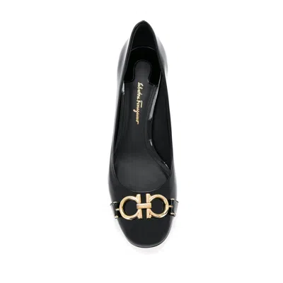 Ferragamo Ornament Pump In Black
