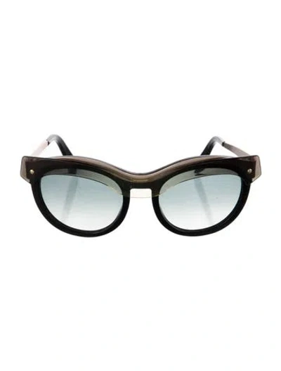 Pre-owned Ferragamo Oversize Gradient Sunglasses In Black