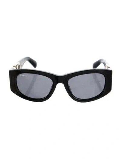 Pre-owned Ferragamo Oversize Tinted Sunglasses In Black