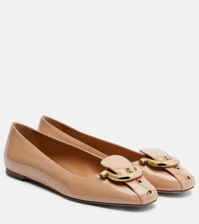 Ferragamo Oxide Patent Leather Ballet Flats In Brown