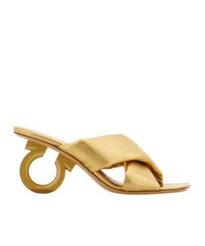 FERRAGAMO PADDED SANDAL WITH GANCINI HEEL