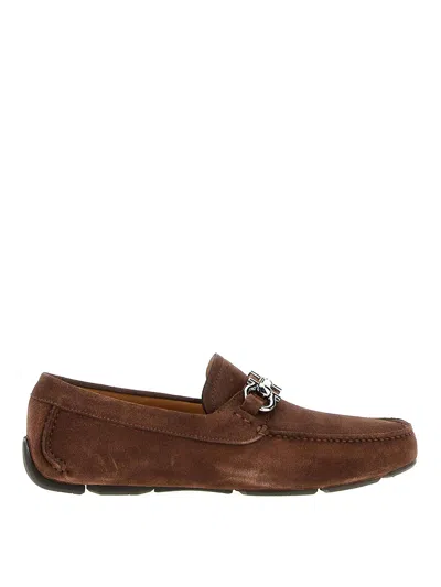 Ferragamo Parigi Suede Loafers In Cocoa,biscotto