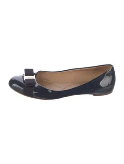 Pre-owned Ferragamo Patent Leather Bow Accents Ballet Flats In Blue