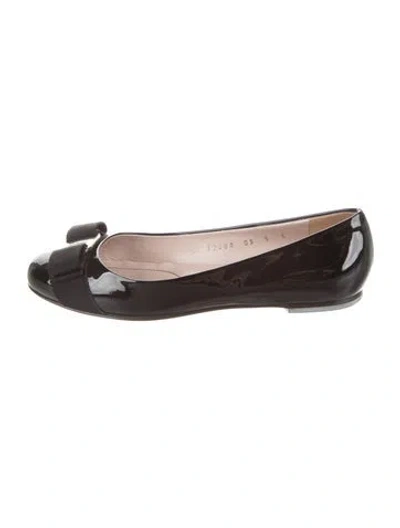 Pre-owned Ferragamo Patent Leather Bow Accents Ballet Flats In Brown