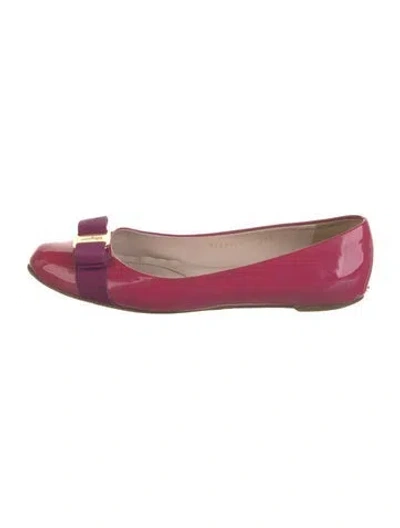 Pre-owned Ferragamo Patent Leather Bow Accents Ballet Flats In Pink