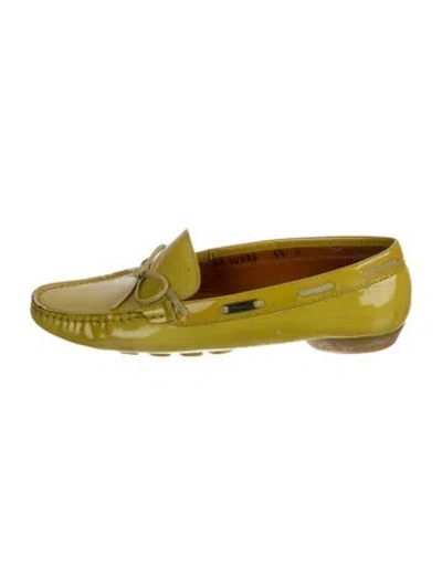 Pre-owned Ferragamo Patent Leather Bow Accents Loafers In Green