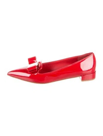Pre-owned Ferragamo Patent Leather Bow Accents Loafers In Red