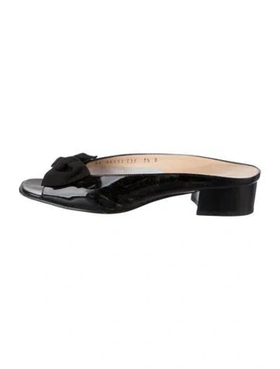 Pre-owned Ferragamo Patent Leather Bow Accents Mules In Black