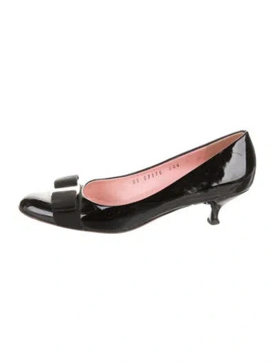 Pre-owned Ferragamo Patent Leather Bow Accents Pumps In Black