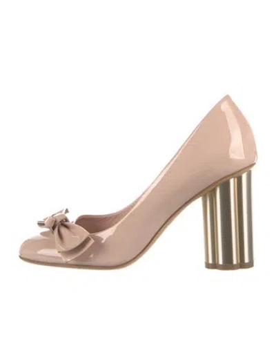 Pre-owned Ferragamo Patent Leather Bow Accents Pumps In Pink