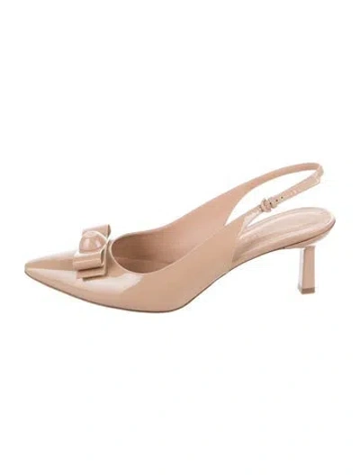 Pre-owned Ferragamo Patent Leather Bow Accents Slingback Pumps In Neutral
