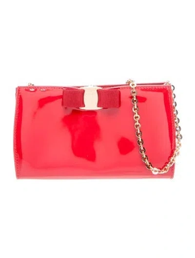 Pre-owned Ferragamo Patent Leather Clutch In Red