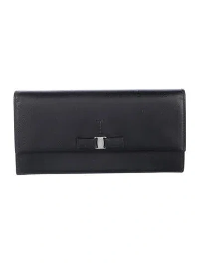 Pre-owned Ferragamo Patent Leather Continental Wallet In Black