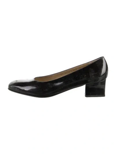 Pre-owned Ferragamo Patent Leather Flats In Black