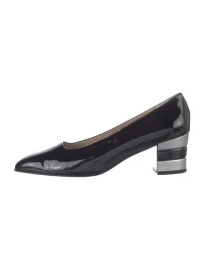 Pre-owned Ferragamo Patent Leather Flats In Black