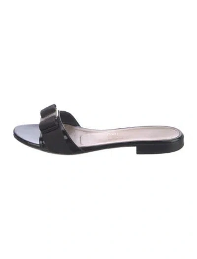 Pre-owned Ferragamo Patent Leather Grosgrain Trim Slides In Black