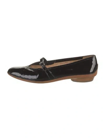 Pre-owned Ferragamo Patent Leather Mary Jane Flats In Black