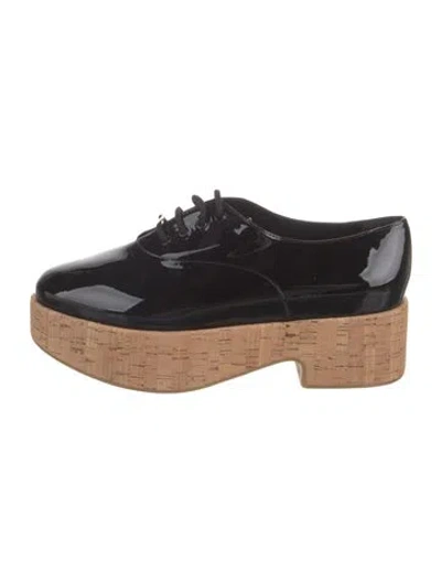Pre-owned Ferragamo Patent Leather Oxfords In Black